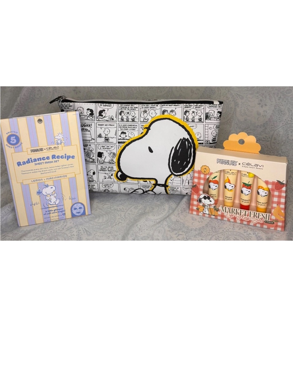Peanuts Snoopy Comic Strip Large Makeup Bag, Face Mask Pack & Lip Gloss Set
